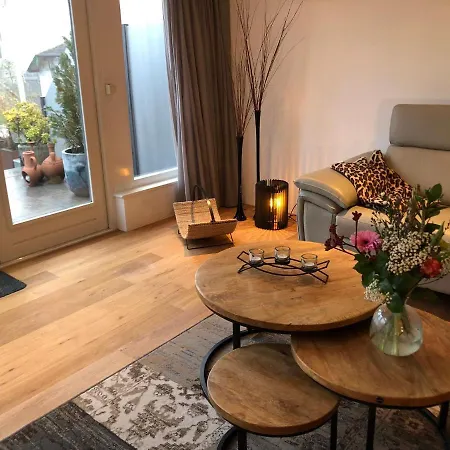 Holiday home Bednboot Met Terras Aan Het Water *