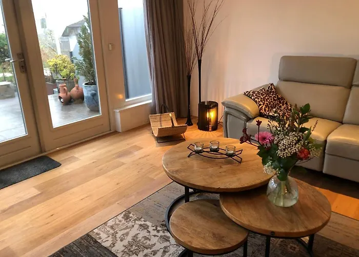 Сasa de vacaciones Bednboot Met Terras Aan Het Water *