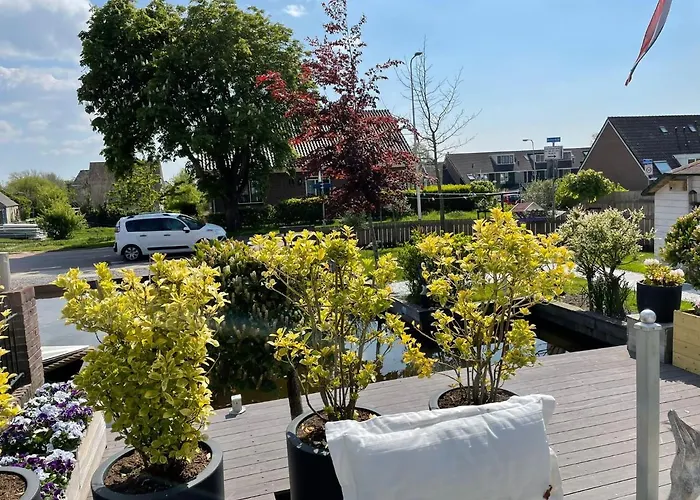 別荘 Bednboot Met Terras Aan Het Water *