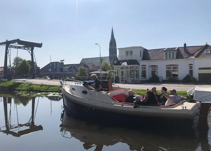 Bednboot Met Terras Aan Het Water * Rijpwetering