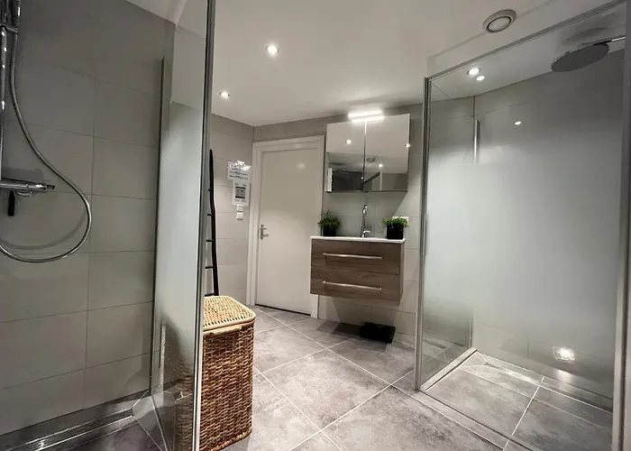 Сasa de vacaciones Bednboot Met Terras Aan Het Water Rijpwetering