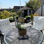 Bednboot Met Terras Aan Het Water Casa de Férias